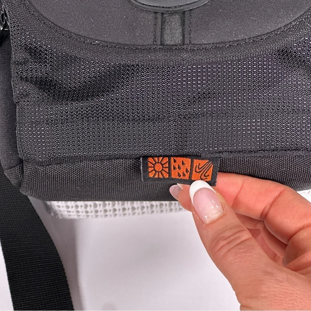 Lowepro Black Messenger Bag